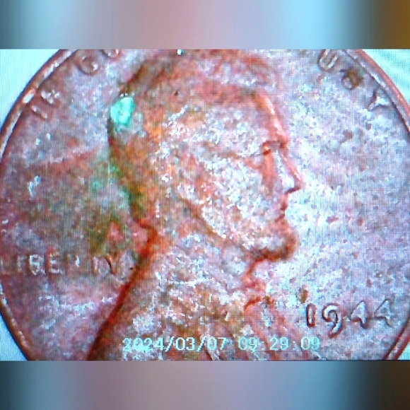 The 1944 Lincoin Wheat Penny. No Mint Mark. A great collectors item. - Picture 1 of 4